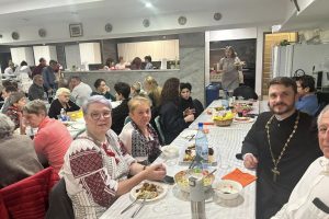Sfanta-liturghie-si-agapa-lasatul-secului-postul-nasterii-Domnului-2024 (7)